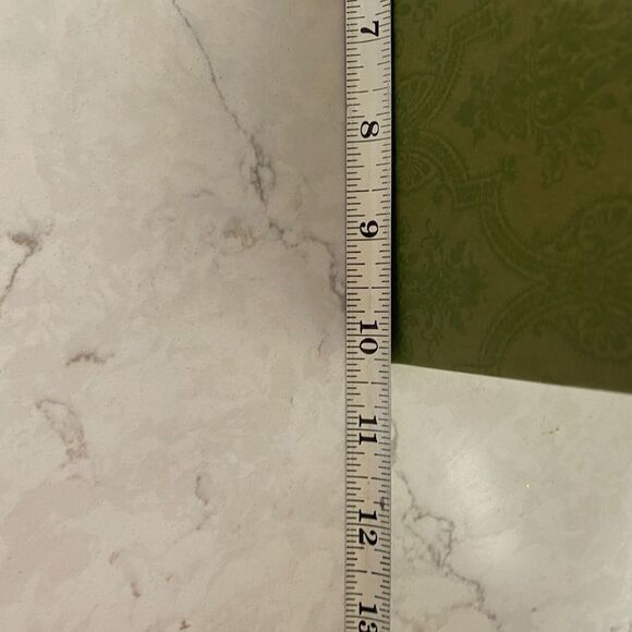 Gucci Green Signature Ornate Damask Embossed Paper Boutique Shopping Bag - Picture 4 of 6